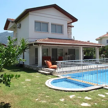 Crescent Dalyan